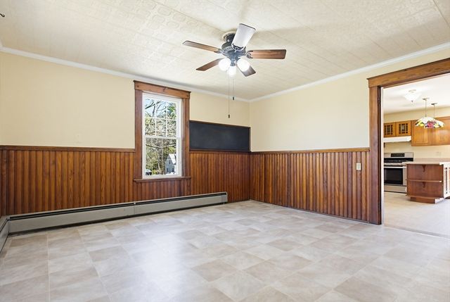 298 Providence Rd, Northbridge, MA 01588