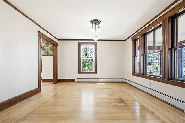 298 Providence Rd, Northbridge, MA 01588