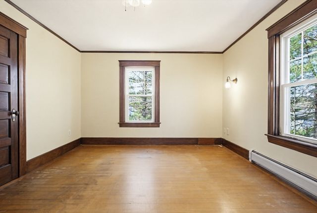 298 Providence Rd, Northbridge, MA 01588