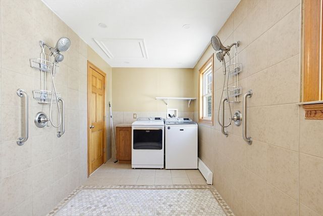 298 Providence Rd, Northbridge, MA 01588