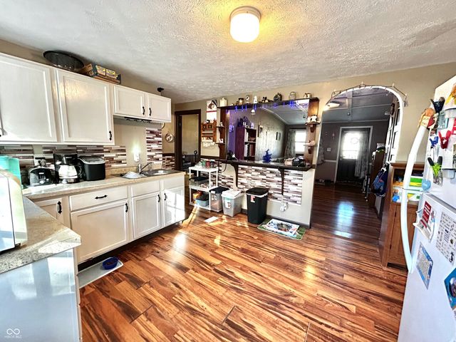 5327 W Morris Street, Indianapolis, IN 46241