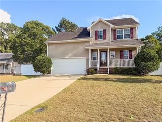 4413 Scenic Pines Drive, Hope Mills, NC 28348