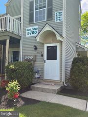 5712-B ADELAIDE DR, Mount Laurel, NJ 08054