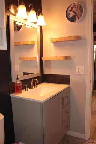 618 E INDIANA, Rapid City, SD 57701