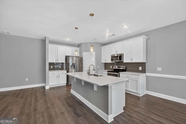 130 Clover Pointe Circle, Guyton, GA 31312
