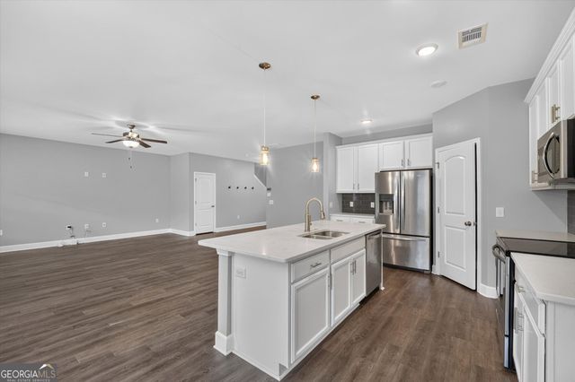 130 Clover Pointe Circle, Guyton, GA 31312