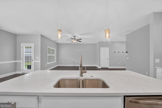 130 Clover Pointe Circle, Guyton, GA 31312