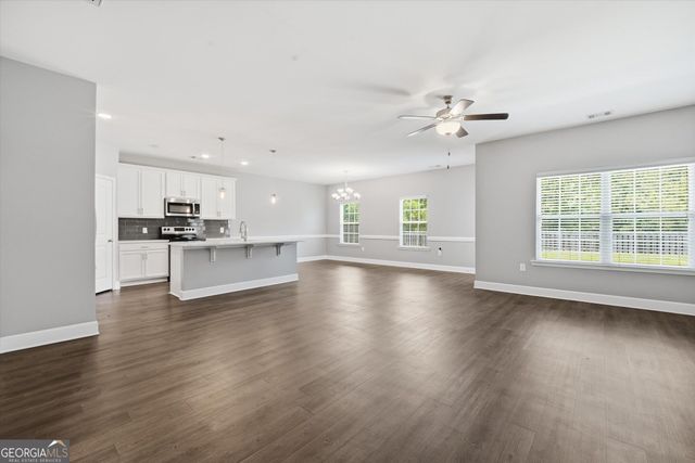 130 Clover Pointe Circle, Guyton, GA 31312