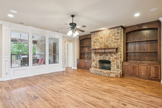 309 Summer Drive, Haslet, TX 76052