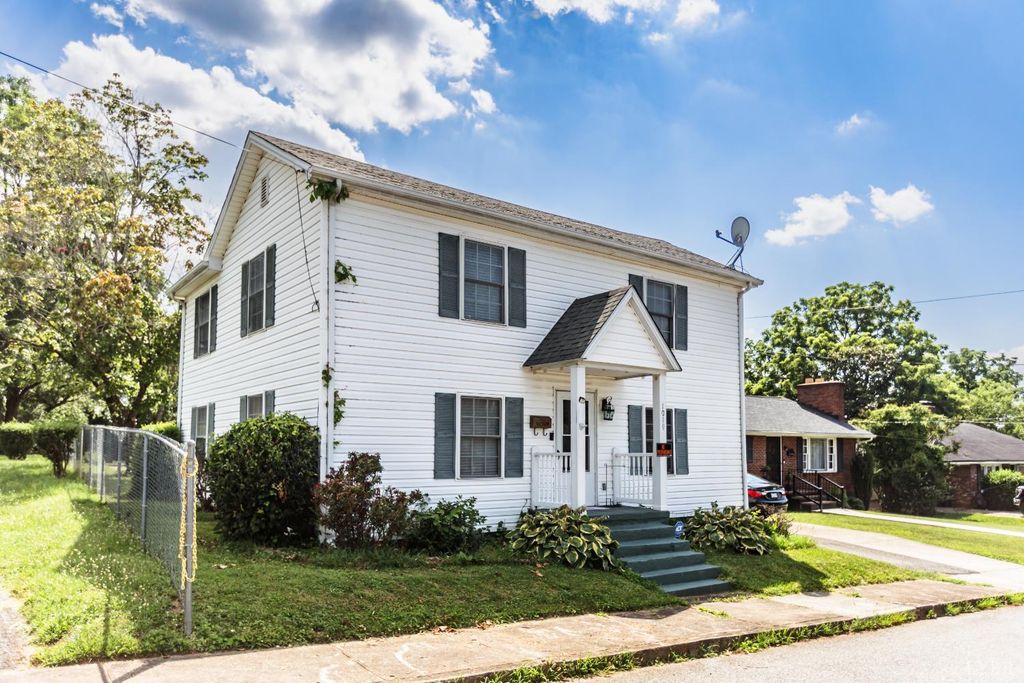 1019 Randolph Ln., Lynchburg, VA 24502