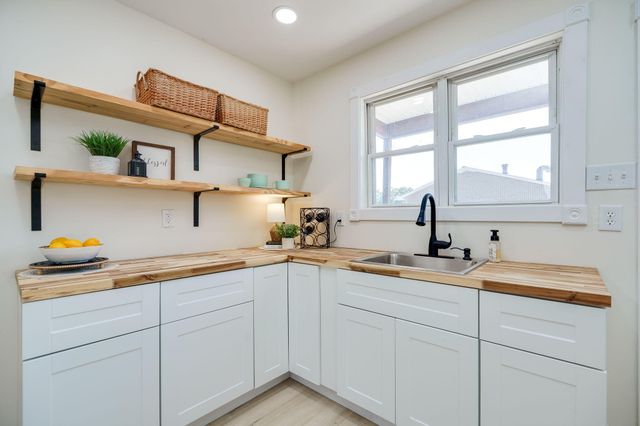 708 N Market 708 N Market, Troy, OH 45373