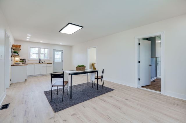 708 N Market 708 N Market, Troy, OH 45373