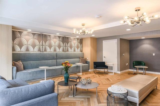 415-2 E PINE STREET, Orlando, FL 32801