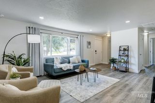 845 W Kinghorn Dr, Nampa, ID 83651