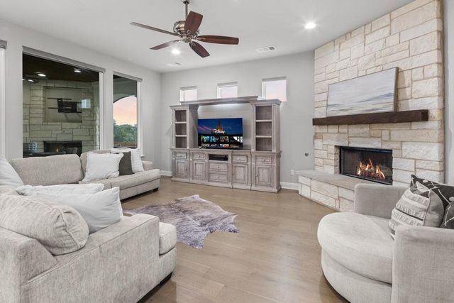 16100 Golden Top DR, Austin, TX 78738