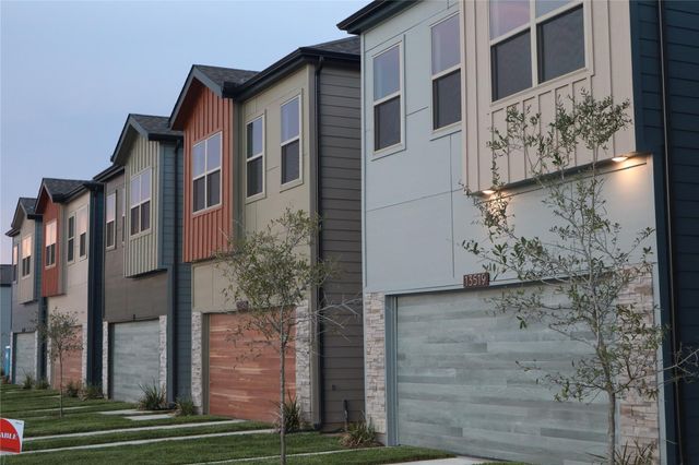 2814 Peacock Green Way, Houston, TX 77047