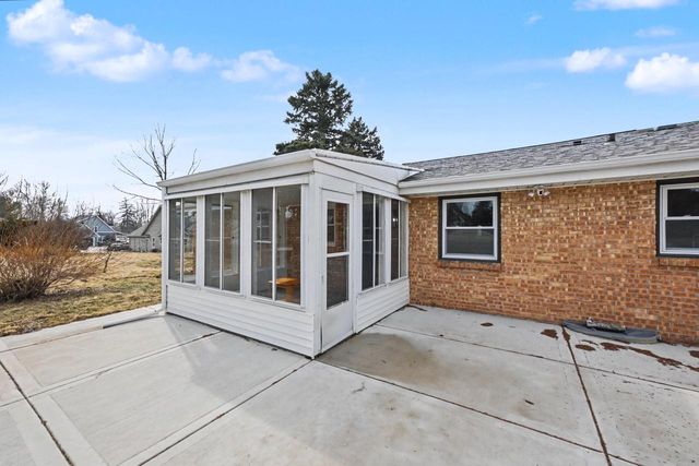 2101 N Emmertsen ROAD, Mount Pleasant, WI 53406