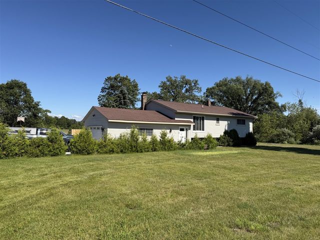 9154 Old Highway 99, Montague, MI 49437