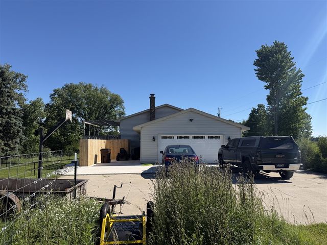 9154 Old Highway 99, Montague, MI 49437