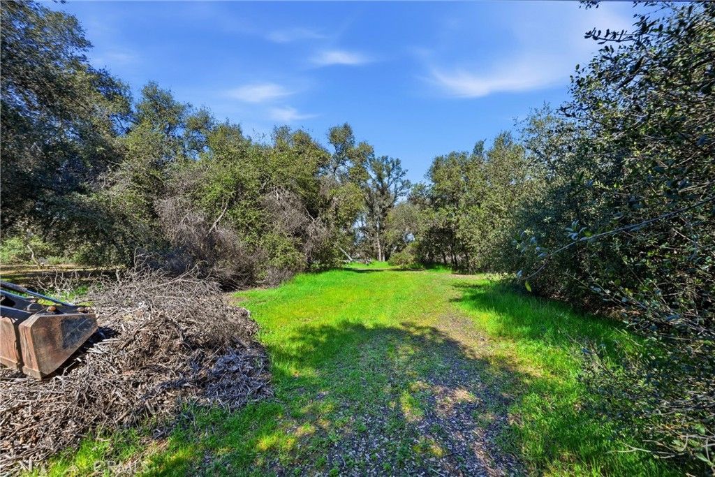Image 4 of property listing at 6495 Jacobson Road, Kelseyville, CA 95451