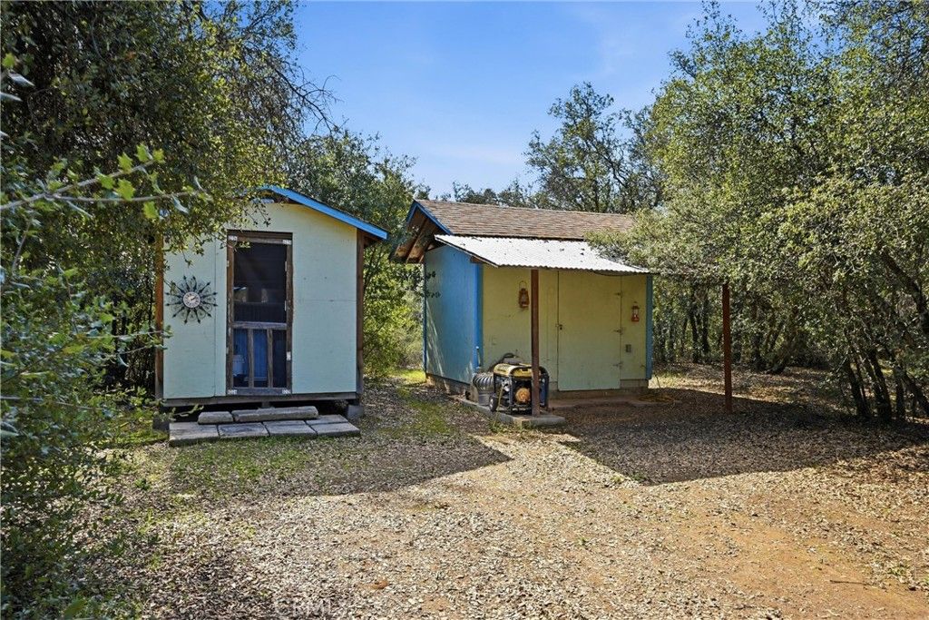 Image 8 of property listing at 6495 Jacobson Road, Kelseyville, CA 95451