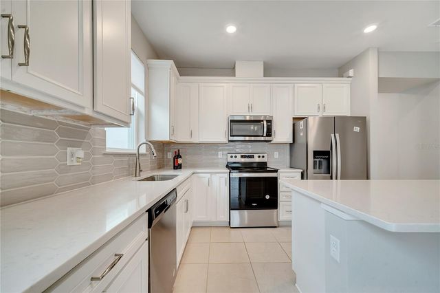 1848 SPRING SHOWER CIRCLE, Kissimmee, FL 34744