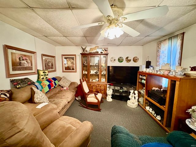 1128 W Cherry Street, Bluffton, IN 46714