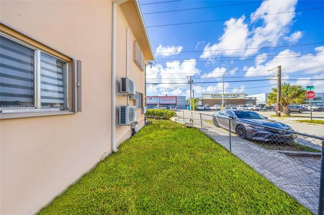 955 W 23rd St, Hialeah, FL 33010