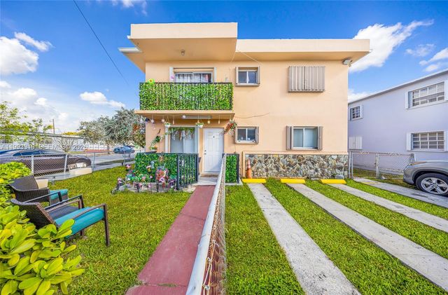 955 W 23rd St, Hialeah, FL 33010