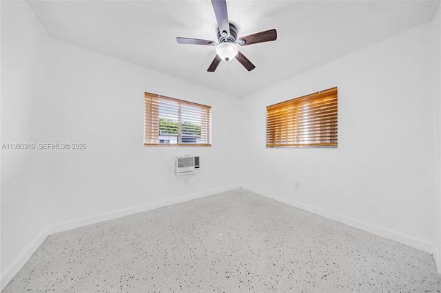 955 W 23rd St, Hialeah, FL 33010