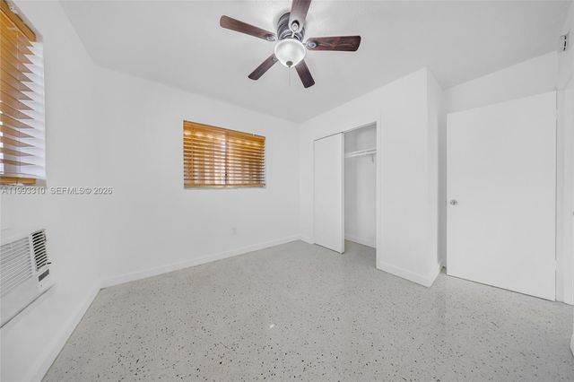 955 W 23rd St, Hialeah, FL 33010