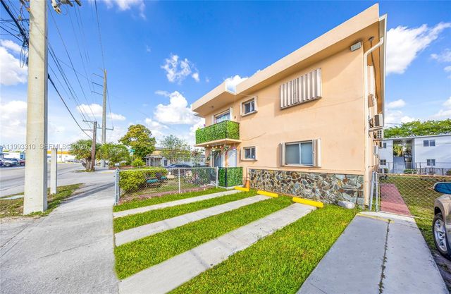 955 W 23rd St, Hialeah, FL 33010