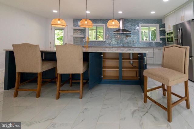 428 INGLESIDE DRIVE, Fredericksburg, VA 22405