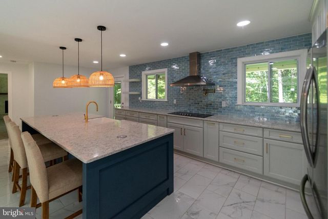 428 INGLESIDE DRIVE, Fredericksburg, VA 22405