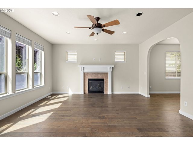 6190 Ne RIDGESTONE Ct, Hillsboro, OR 97124