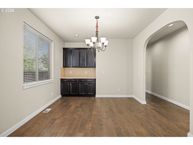 6190 Ne RIDGESTONE Ct, Hillsboro, OR 97124