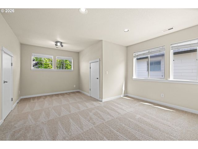 6190 Ne RIDGESTONE Ct, Hillsboro, OR 97124