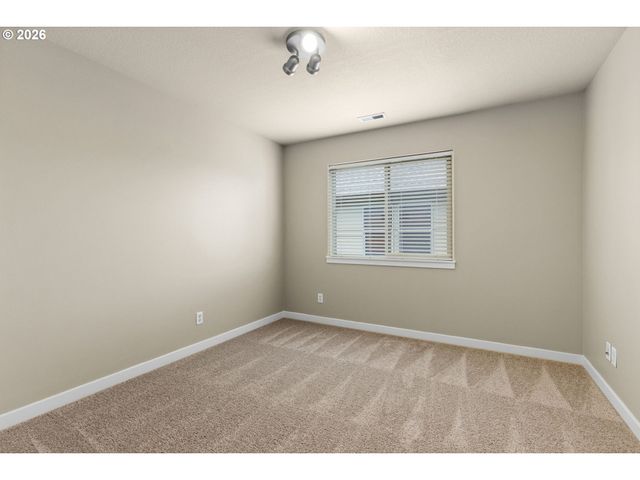 6190 Ne RIDGESTONE Ct, Hillsboro, OR 97124