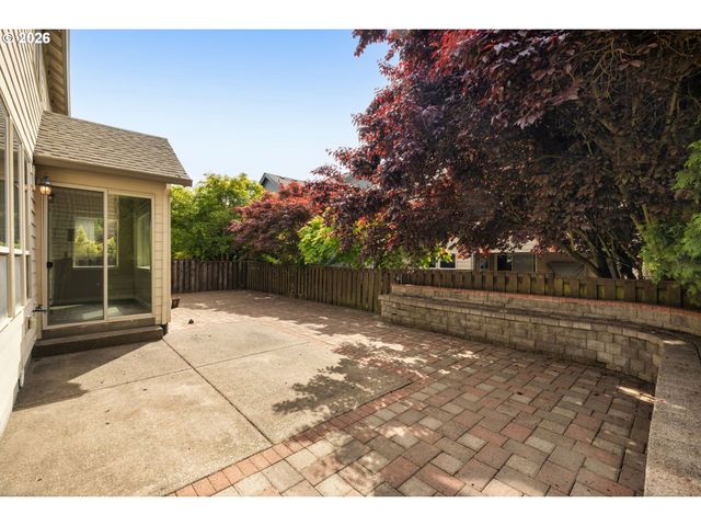 6190 Ne RIDGESTONE Ct, Hillsboro, OR 97124