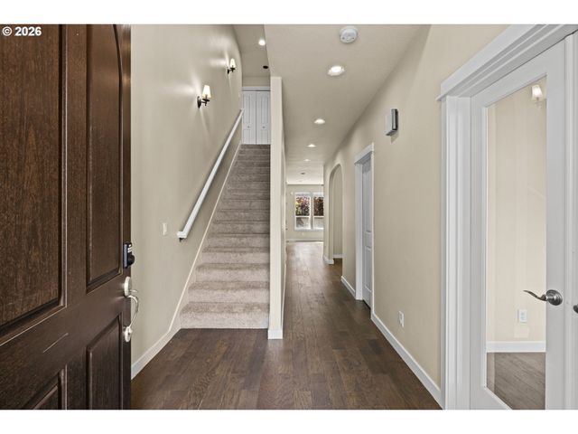 6190 Ne RIDGESTONE Ct, Hillsboro, OR 97124