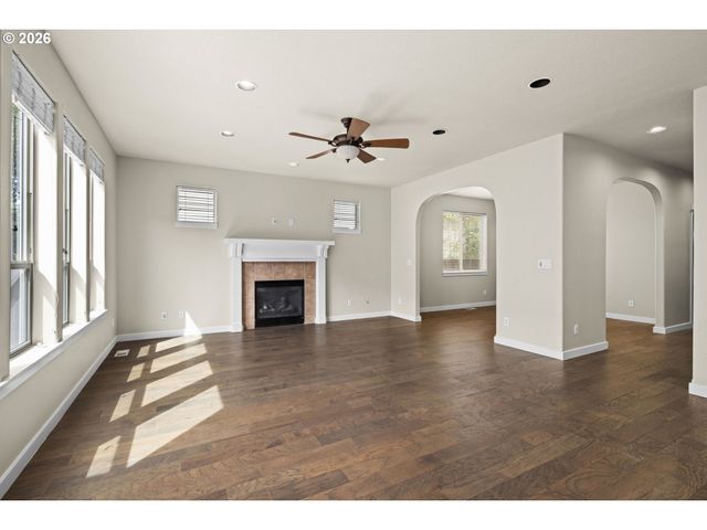 6190 Ne RIDGESTONE Ct, Hillsboro, OR 97124