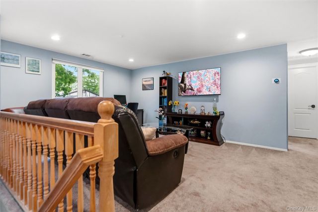 831 Blue Ridge Drive, Medford, NY 11763