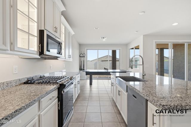 6926 W WINSTON Drive, Laveen, AZ 85339
