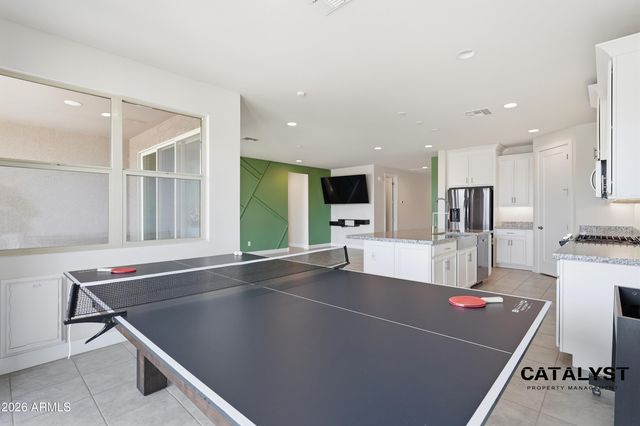 6926 W WINSTON Drive, Laveen, AZ 85339