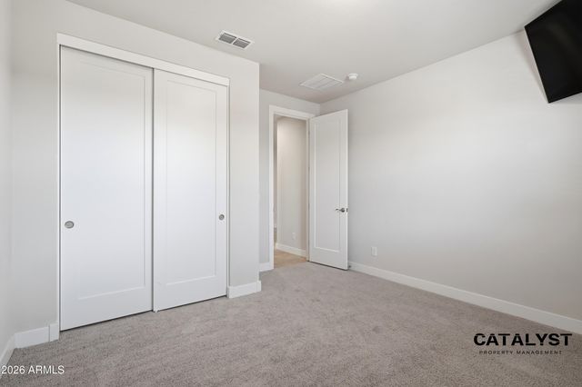 6926 W WINSTON Drive, Laveen, AZ 85339