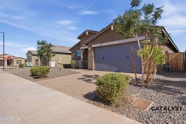 6926 W WINSTON Drive, Laveen, AZ 85339