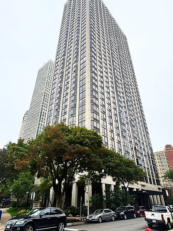 2650 N LAKEVIEW Avenue 3103, Chicago, IL 60614 — exterior