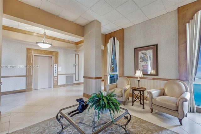 4280 Galt Ocean Drive 14D, Fort Lauderdale, FL 33308
