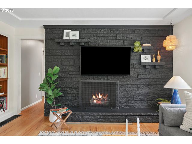 1120 Ne 162ND Ave, Portland, OR 97230