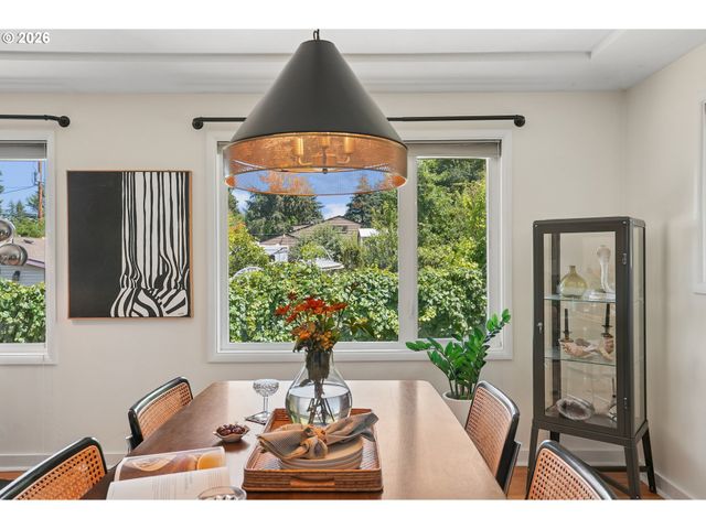 1120 Ne 162ND Ave, Portland, OR 97230